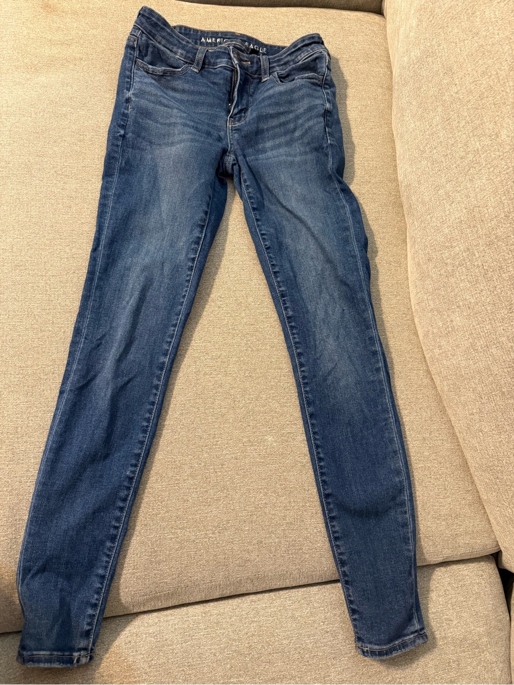 American Eagle Outfitters I Women’s Dark Blue Skinny Jeans
